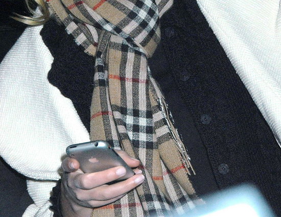 Match the Celeb With the Cell Phone Match the Celeb With the Cell Phone