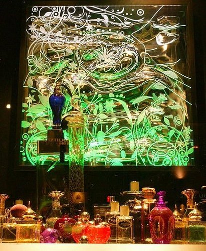 Harrods' In-Store LED Light Display Tantalizes the Tastebuds