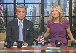Kelly Ripa Swears by Her iPhone