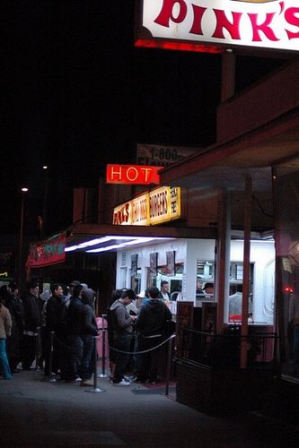 30 minutes later, the line is still the same size as it was when we got there.
30 minutes later, the line is still the same size as it was when we got there.