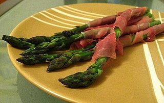 Killer Apps: Prosciutto-Wrapped Asparagus