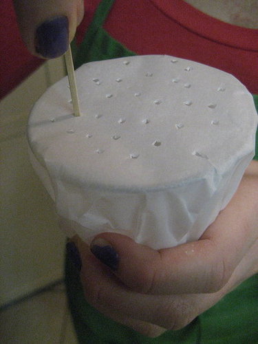 Simple Makeshift Sugar Shaker