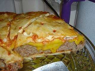 Would You Eat This PizzaBurger?
