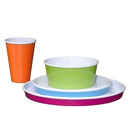 Off to Market: Outdoor Dinnerware