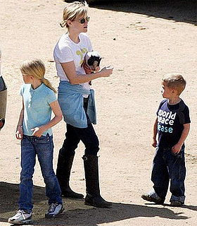 New Piggy Alert! Reese Witherspoon