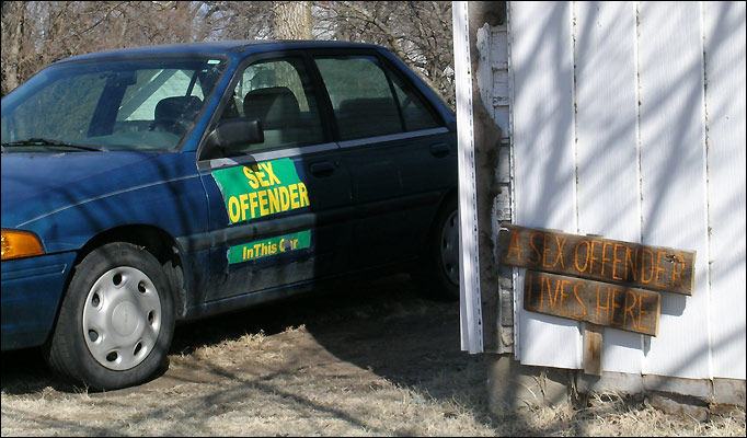 Sex Offender To Post His Crime On His Car Sex Offender To Post His Crime On His Car
