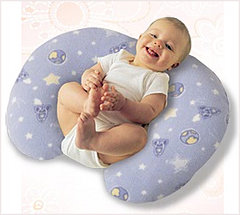 Dennis Quaid Loves the Boppy