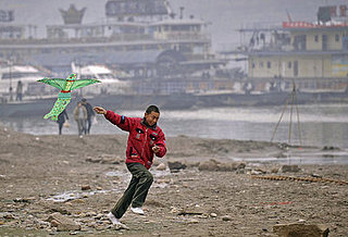 Chinese Pollution Turns River Red and Bubbly 