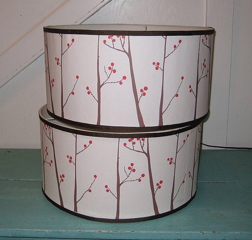Etsy Find: Winterberry Lampshade
