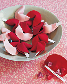 DIY: Felt Fortune Cookies DIY: Felt Fortune Cookies