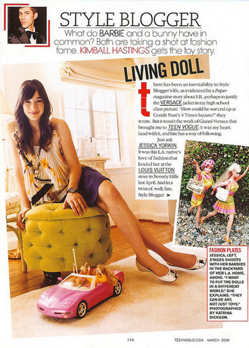 Ask Casa: a Teen Vogue Ottoman 