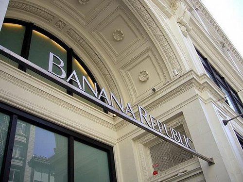 Ask Casa:  Looking For Banana Republic's Gray Shade