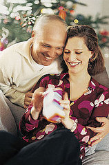 Sunday Confessional: I Hate the Gift My Boyfriend Gave Me! Sunday Confessional: I Hate the Gift My Boyfriend Gave Me!