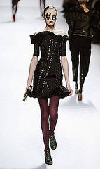 Fab Flash: French Fashion Industry Takes Anti-Anorexia Action 