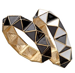 Online Sale Alert! Up to 75% Off at Max & Chloe 