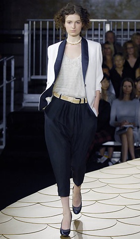 Trend Alert: Baggy and Saggy Pants 