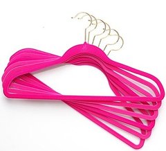 Style For Style: See Ya, Slippery Hangers Style For Style: See Ya, Slippery Hangers