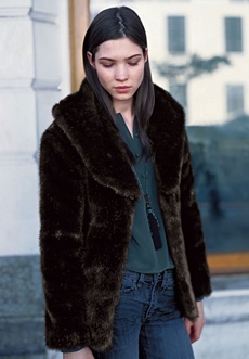 Online Sale Alert! Cozy Up at La Redoute 