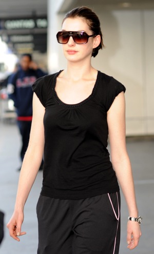 Anne Hathaway at LAX in Black Plastic Sunglasses