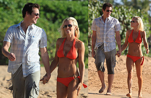 Jenny McCarthy Bikini Photos in Hawaii With Jim Carrey 2009-01-06 07:05:00