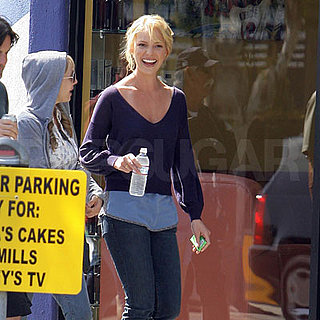 Katherine Heigl on the Set of The Ugly Truth 2008-04-15 22:48:09