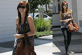 Ashlee Simpson Takes Pete Wentz's Last Name