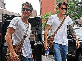 Photos of John Mayer in NYC 2008-07-10 12:45:11