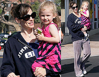 Photos of Jennifer Garner and Violet Affleck Grocery Shopping in Brentwood