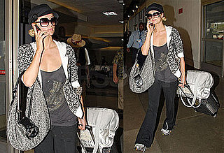 Photos of Paris Hilton Arriving at LAX 2008-08-14 14:30:00