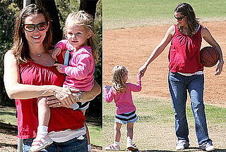 Photos of Jennifer Garner and Violet Affleck at the Park in LA