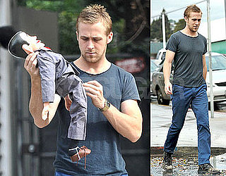 Multi-Talented Ryan Gosling Is Handy in the Kitchen Too