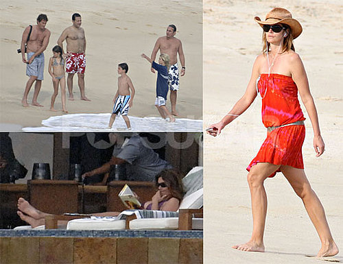 Photos of Cindy Crawford In a Bikini and On the Beach in Mexico With Rande Gerber and Her Family