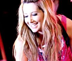 Ashley Tisdale Sings "Never Gonna Give You Up" Ashley Tisdale Sings "Never Gonna Give You Up"