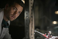 Fringe Recap: Episode Two, "The Same Old Story"