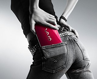 False Advertising? Sony Vaio P "Barely" Fits in Back Pocket