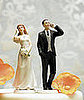 Cell Phone Couple Cake Topper: Love or Leave? 