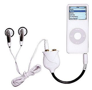 iPod Headphone Splitters Are the New Milkshake-with-2-Straws 