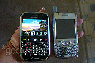 My Sis Learns the BlackBerry Bold Basics