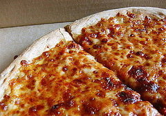 Taste Test: Pizza Hut's The Natural Pizza