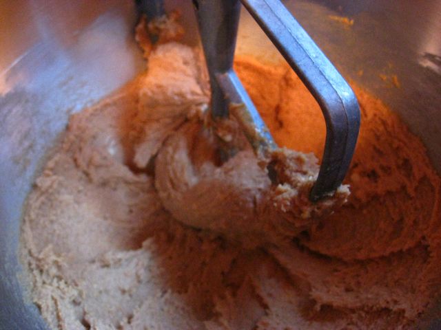 Mixing the wet. Mixing the wet.