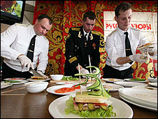 US and Russian Sailors Battle for the Sandwich King Throne