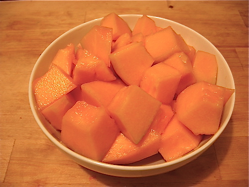 How to Prepare Cantaloupe How to Prepare Cantaloupe