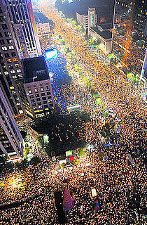 80,000 Protest Beef Imports in South Korea, Government Hears