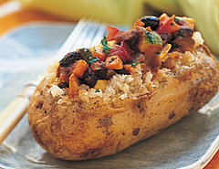 Fast & Easy Dinner: Baked Potatoes With Spicy Vegetable Stew