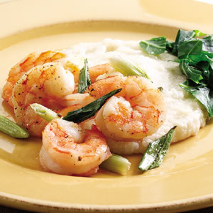 Fast & Easy Dinner: Shrimp and Cheddar Grits