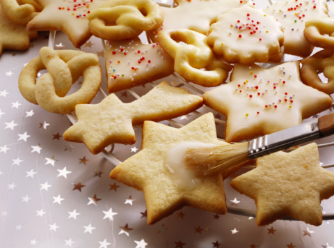 Yummy Links: From Sugar Cookies to Food Charities