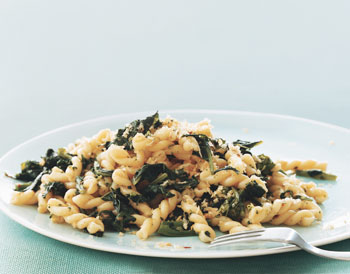 Fast & Easy Dinner: Gemelli With Broccoli Rabe and Anchovies Fast & Easy Dinner: Gemelli With Broccoli Rabe and Anchovies