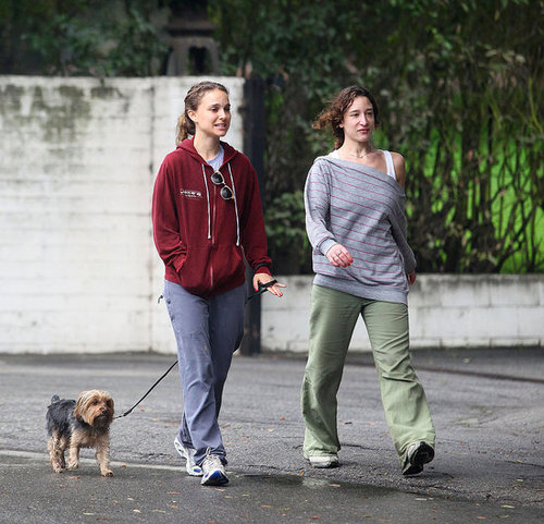 Natalie Portman Walks Her Dog Natalie Portman Walks Her Dog
