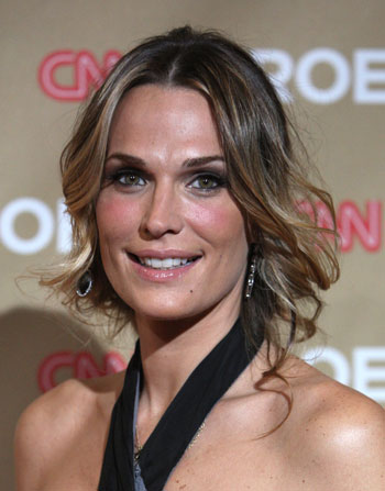 Molly Sims' Hairstyle: Tips From Her Stylist