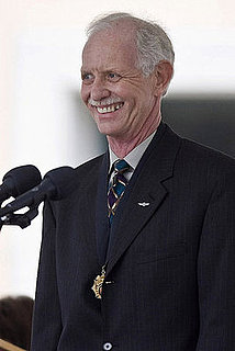 Cold Hudson to Warm Welcome: Captain Sully Goes Home 